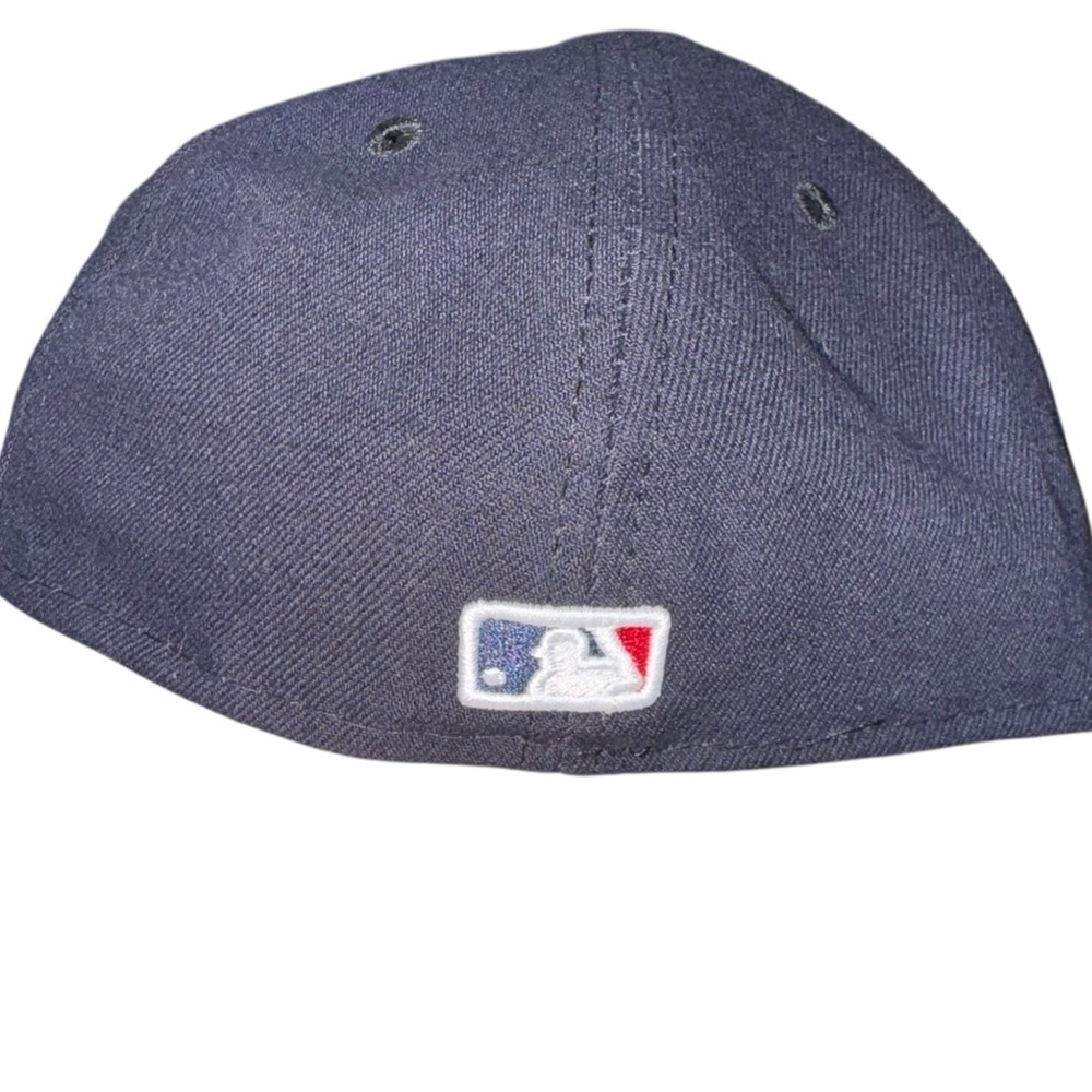 Minnesota Twins New Era 59FIFTY Fitted Hat 7 1/4 MLB Postseason 2017 - Picture 3 of 11